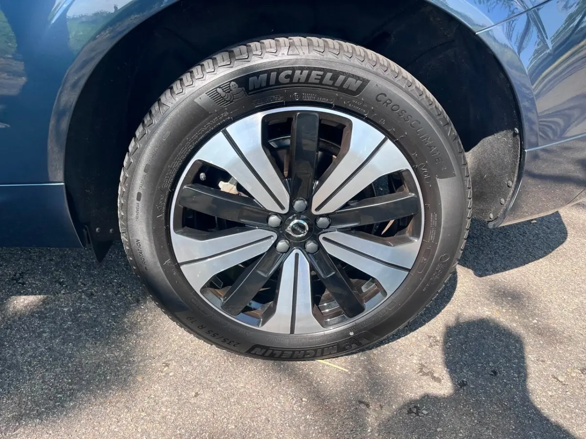 2.0 T6 Plug-in hybrid AWD Ultimate Bright, pano