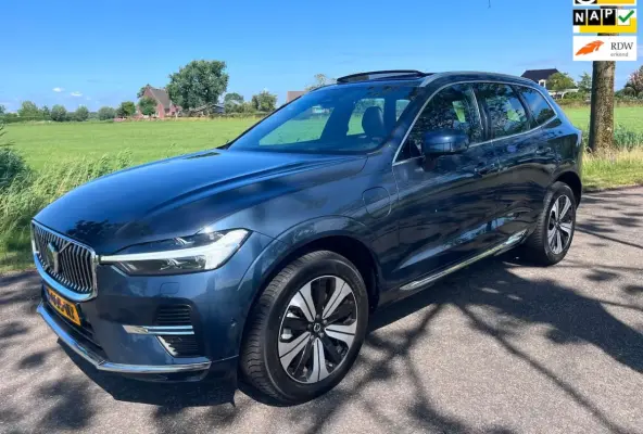 2.0 T6 Plug-in hybrid AWD Ultimate Bright, pano