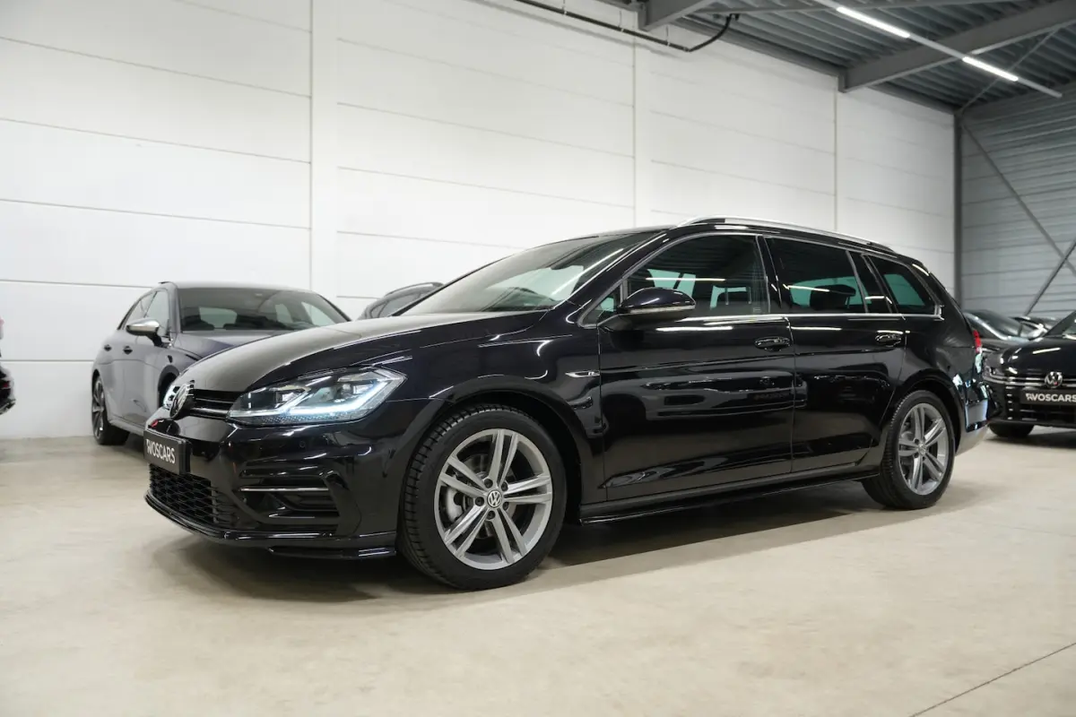 1.5 TSI 2x R-Line DSG * Virtual - Trekhaak - LED - ACC - App - DAB - Stoelverwarming