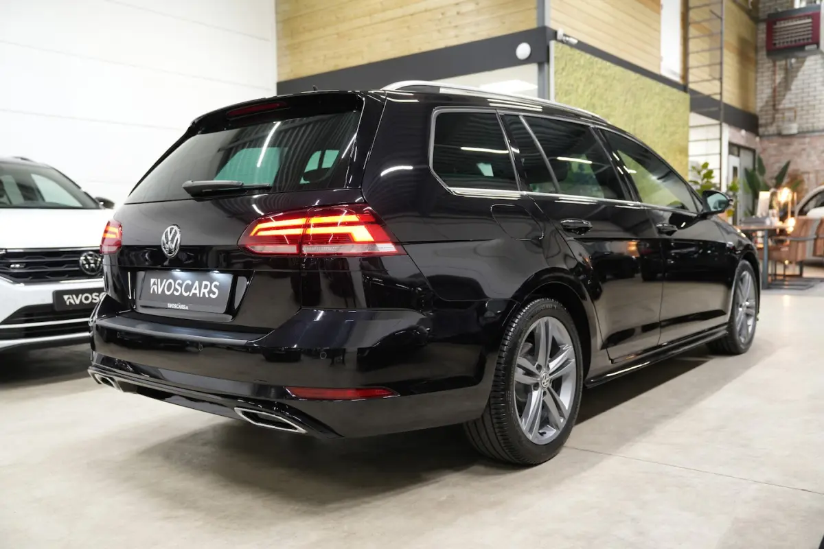 1.5 TSI 2x R-Line DSG * Virtual - Trekhaak - LED - ACC - App - DAB - Stoelverwarming