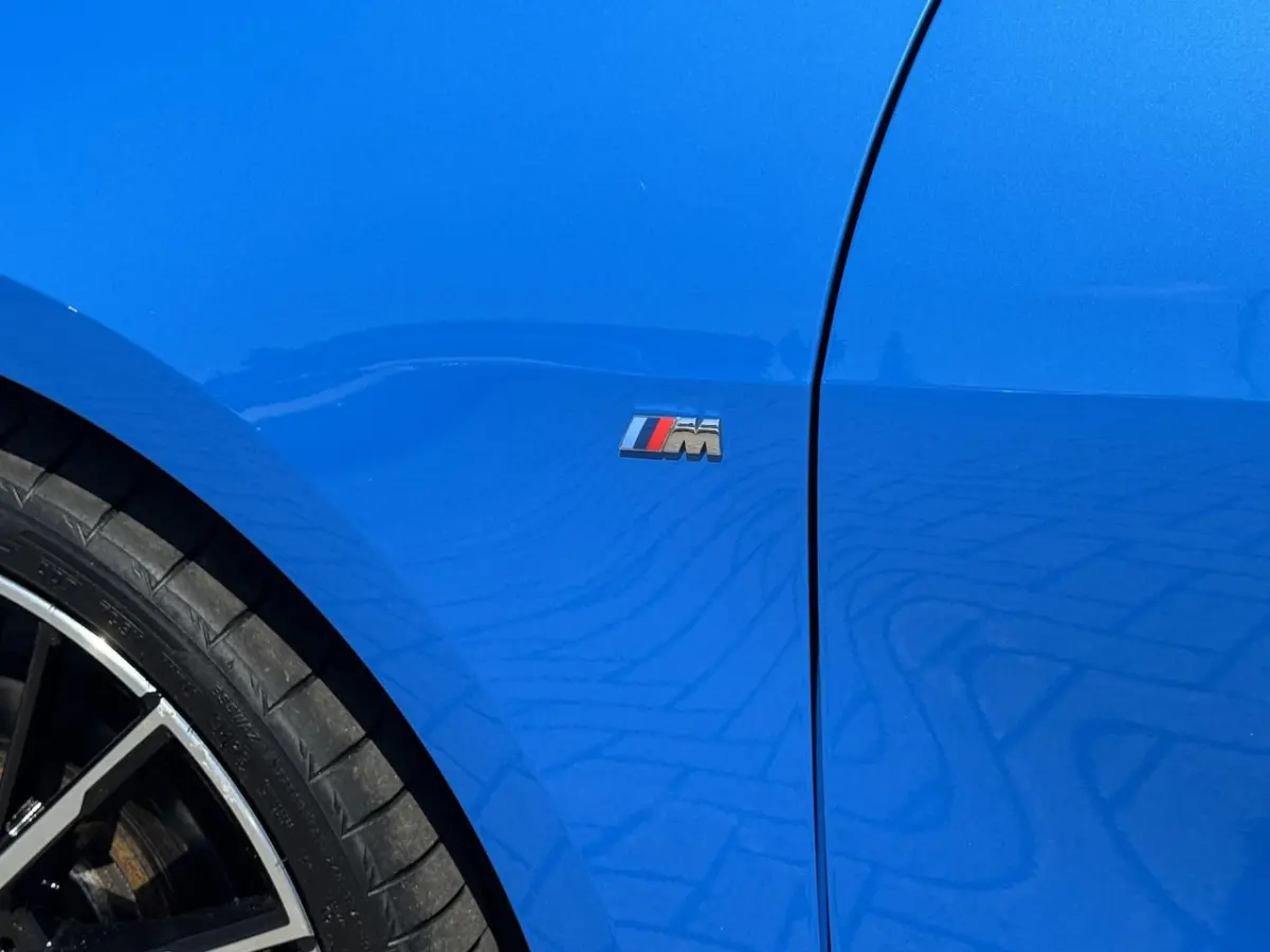 118i High Executive Edition NL-AUTO | M-PAKKET | LEDER | SFEER VERLICHTING