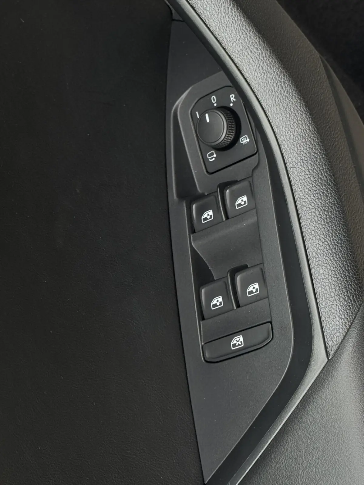 1.5 TSI Business Edition NL-AUTO | PANODAK | TREKHAAK | 150 PK