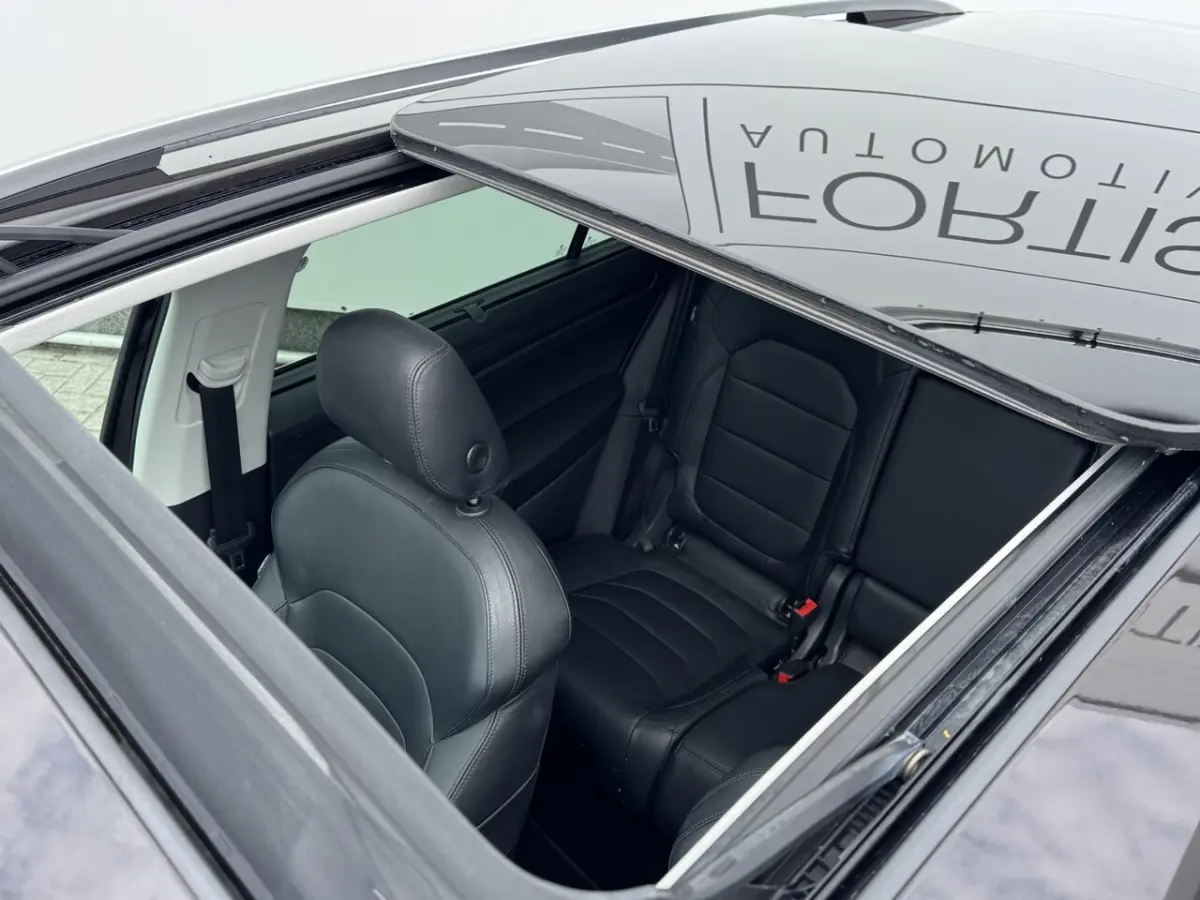1.5 TSI Business Edition NL-AUTO | PANODAK | TREKHAAK | 150 PK