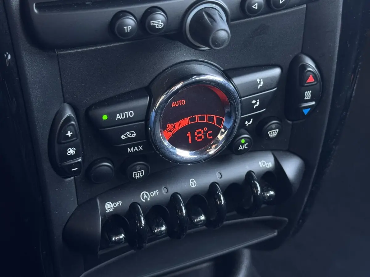 1.6 Cooper Pepper NL-AUTO | NAVI | GOED ONDERHOUDEN