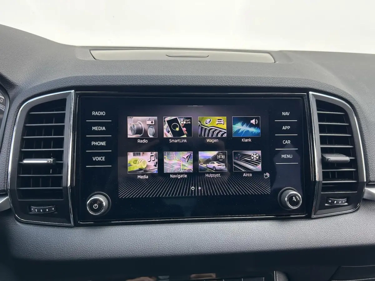 1.0 TSI Business Edition Plus STOELVERWARMING | MATRIX LED | NAVI | CARPLAY