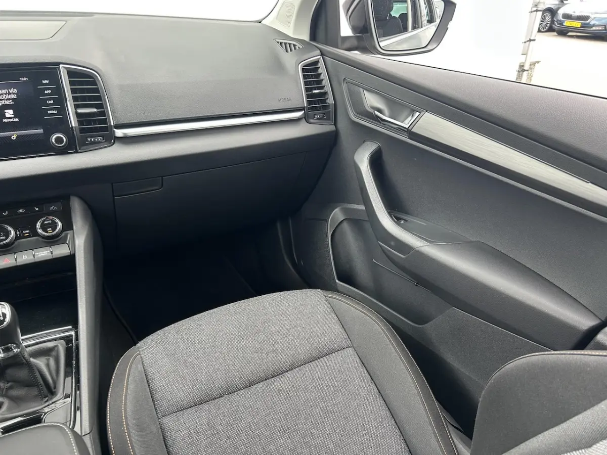 1.0 TSI Business Edition Plus STOELVERWARMING | MATRIX LED | NAVI | CARPLAY