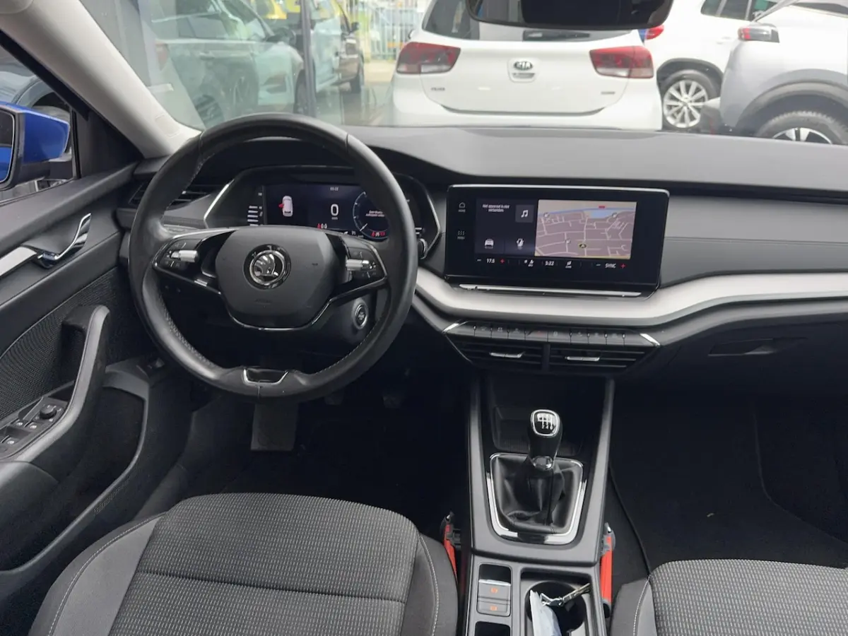 1.0 TSI Business Edition NL-AUTO | LAGE KM STAND