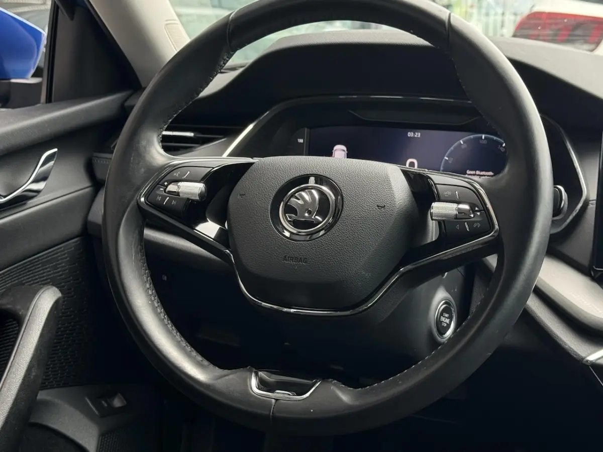 1.0 TSI Business Edition NL-AUTO | LAGE KM STAND