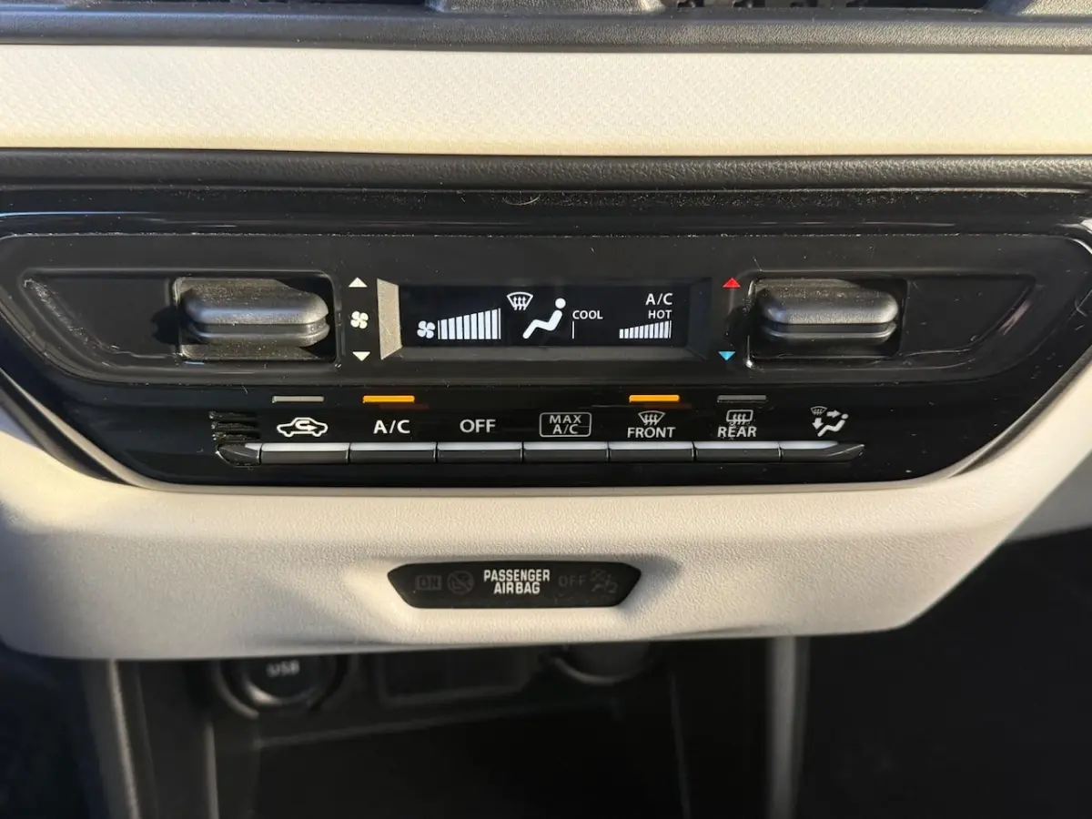 1.2 Comfort Smart Hybrid 6 X SWIFT 1Eig. 4800km b.j.12-2024 Carplay , Camera PDC , Adaptiv