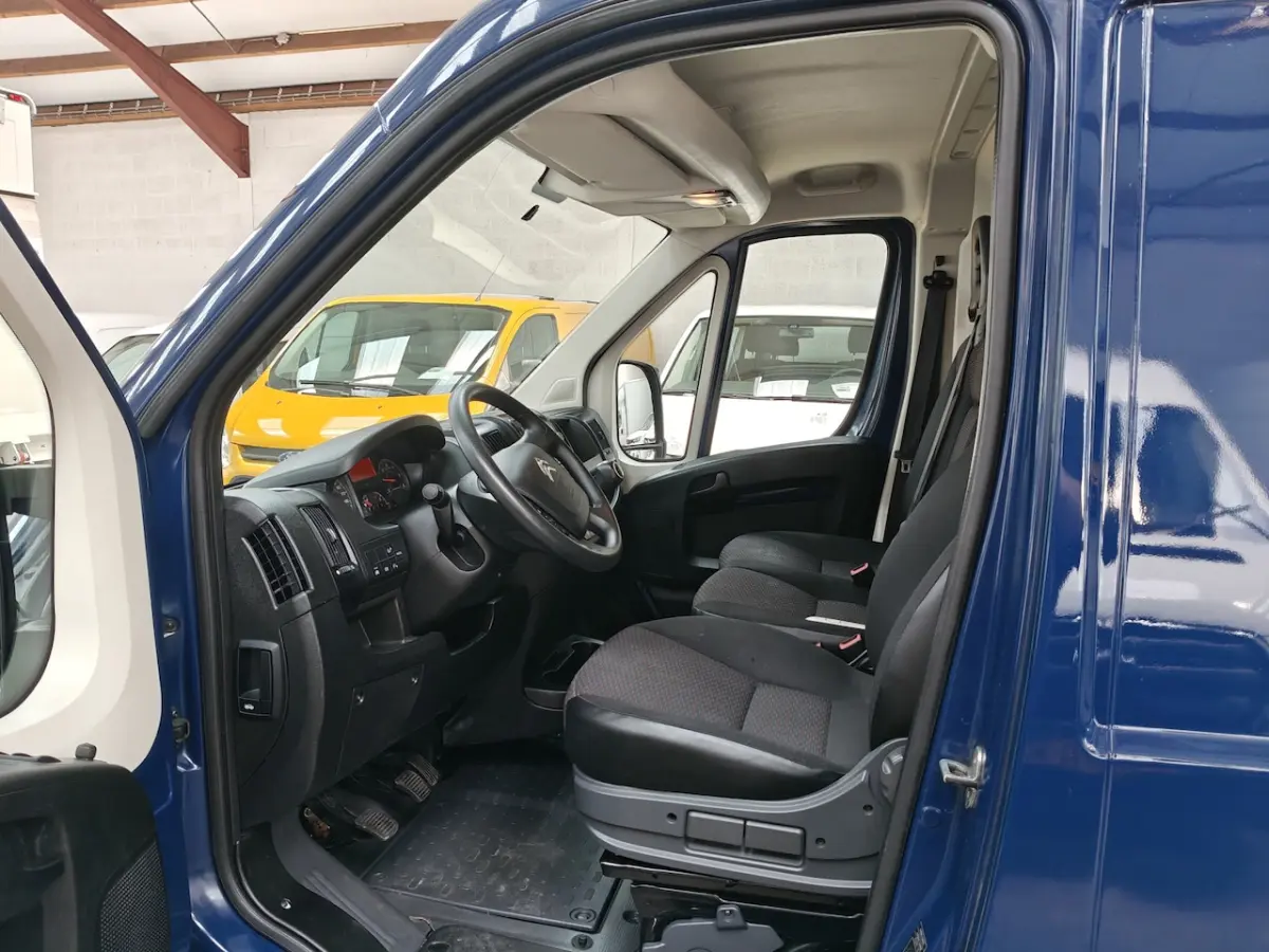 28 2.2 BlueHDi 120 L1H1 Control Economy