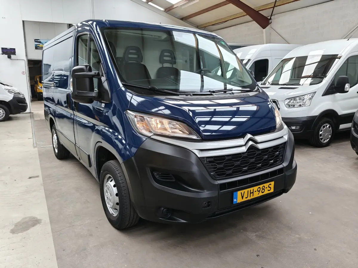 28 2.2 BlueHDi 120 L1H1 Control Economy