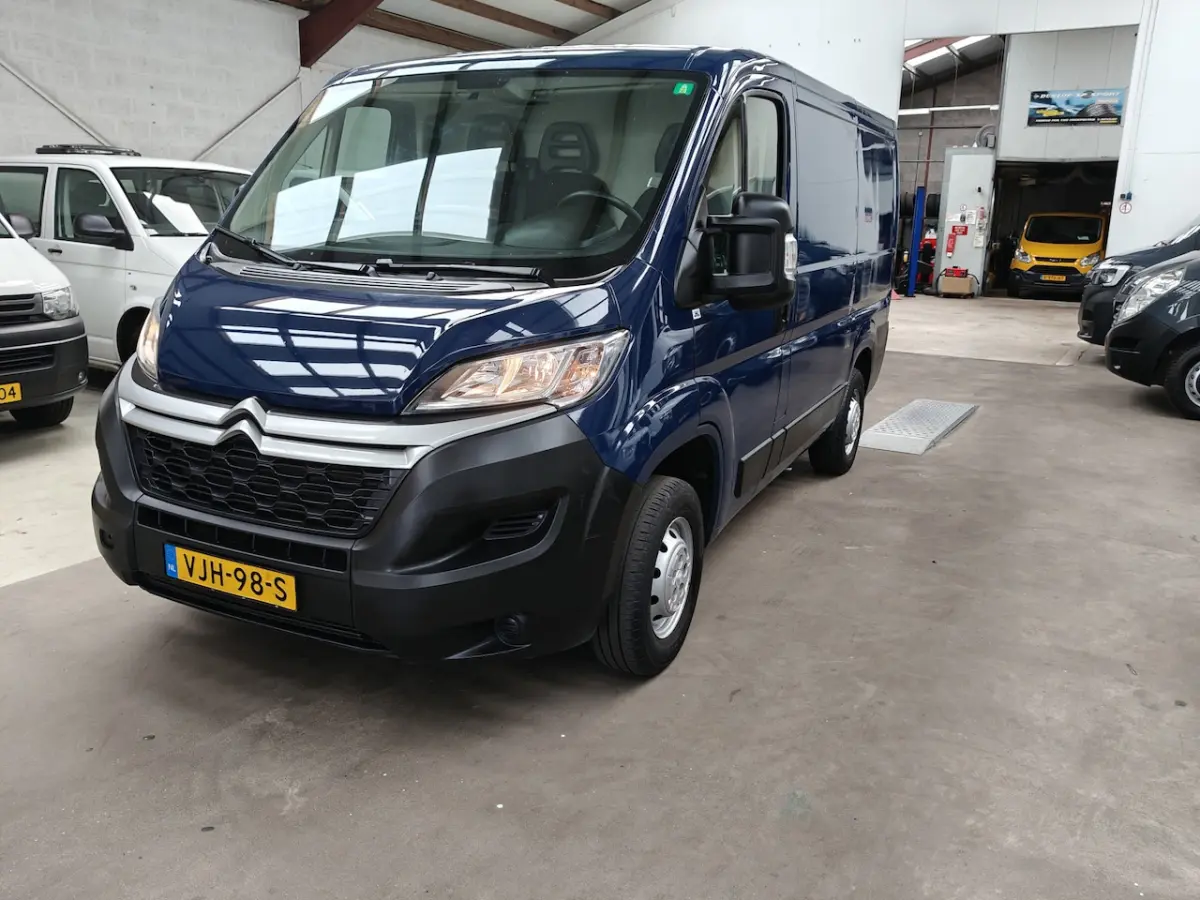 28 2.2 BlueHDi 120 L1H1 Control Economy