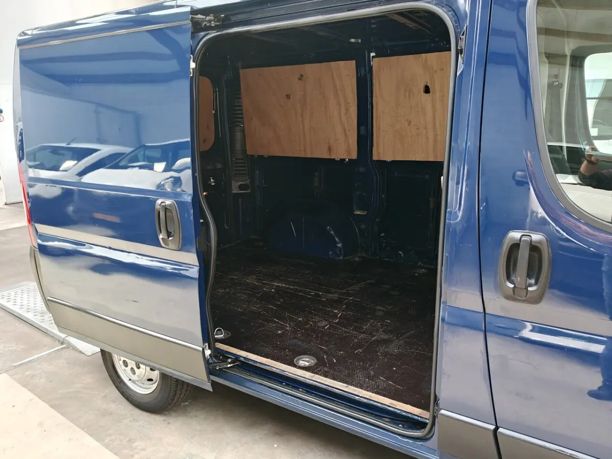 28 2.2 BlueHDi 120 L1H1 Control Economy