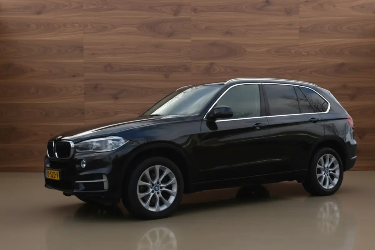 xDrive30d High Executive | PANO | GR.NAVI | LEDER