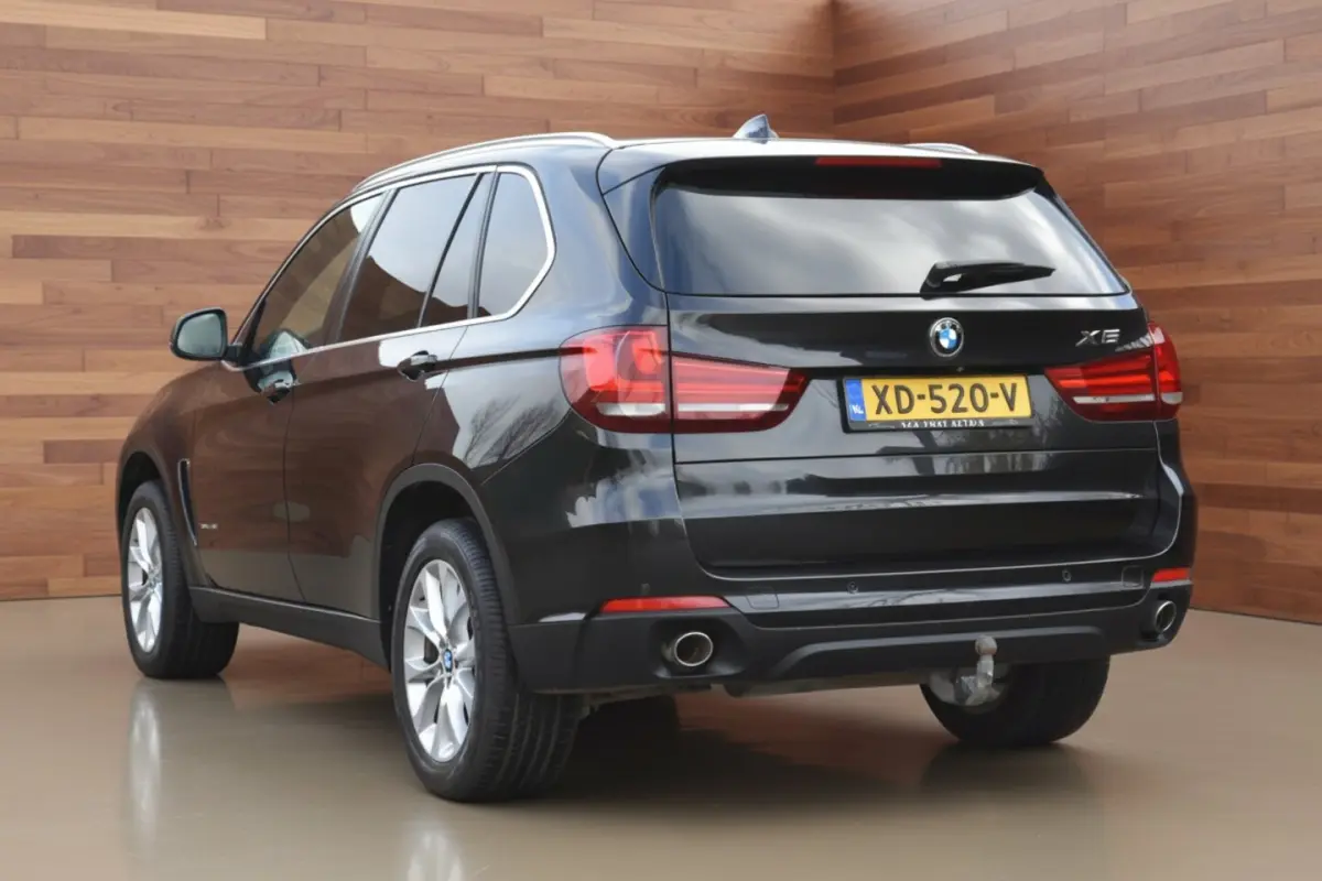xDrive30d High Executive | PANO | GR.NAVI | LEDER