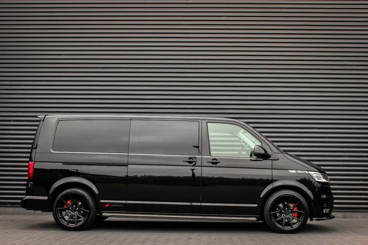 2.0 TDI L2H1 150PK BULLI DC DUBBEL CABINE / JB-EDITION / FULL OPTIONS / LEDER BEKLEDING /