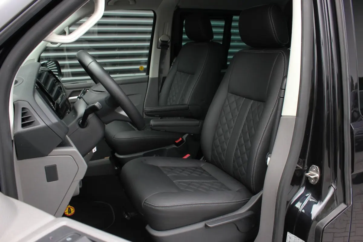 2.0 TDI L2H1 150PK BULLI DC DUBBEL CABINE / JB-EDITION / FULL OPTIONS / LEDER BEKLEDING /