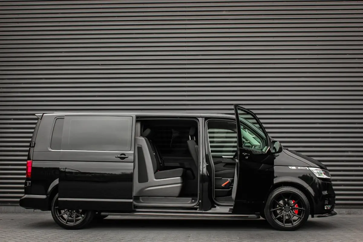 2.0 TDI L2H1 150PK BULLI DC DUBBEL CABINE / JB-EDITION / FULL OPTIONS / LEDER BEKLEDING /