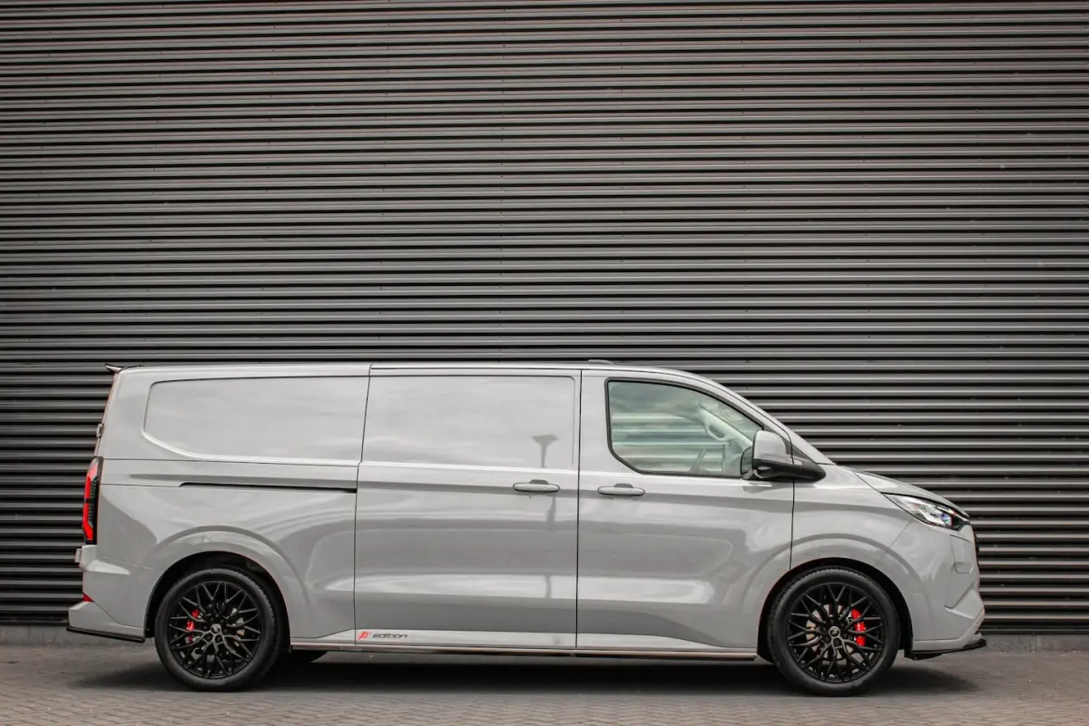 340 L2H1 Limited 71 kWh 218PK / JB- EDITON / CAMERA / 370KM RANGE /APPLE CARPLAY /DRIVERS-
