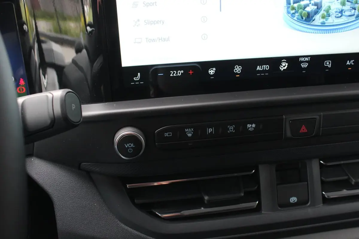 L2H1 Limited 71 kWh 218PK / JB- EDITON / CAMERA / 370KM RANGE / APPLE CARPLAY /DRIVERS- PA