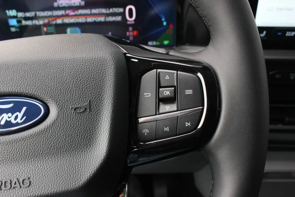 L2H1 Limited 71 kWh 218PK / JB- EDITON / CAMERA / 370KM RANGE / APPLE CARPLAY /DRIVERS- PA