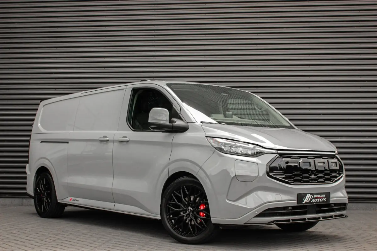340 L2H1 Limited 71 kWh 218PK / JB- EDITON / CAMERA / 370KM RANGE /APPLE CARPLAY /DRIVERS-