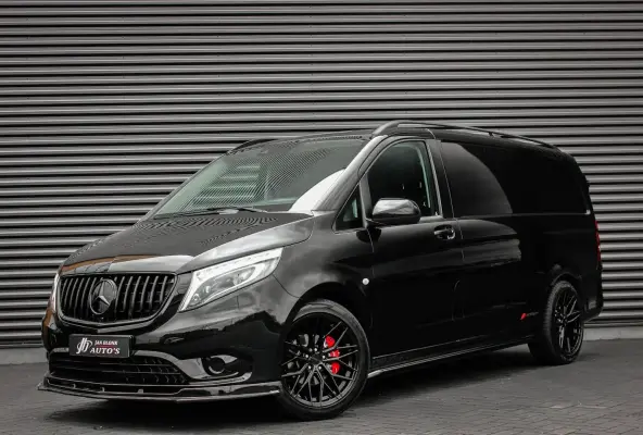 225PK EXTRA LANG JB- EDITION FULL BLACK / AMG / SPOILER / VERLAGINGSVEREN / NAVIGATIE / SI