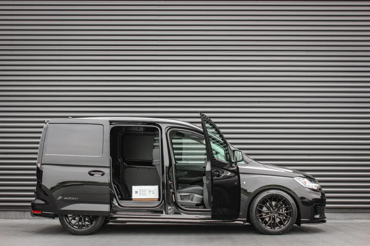 2.0 TDI 122PK DSG JB- EDITION / MAXTRON / SIDE- BARS / VERLAGING / ELEK- PAKKET / PDC / CA