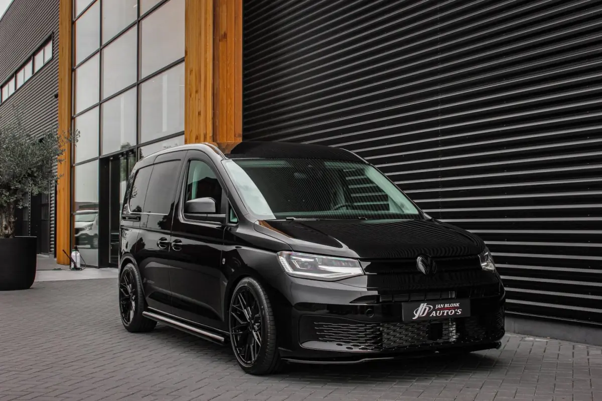 2.0 TDI 122PK DSG JB- EDITION / MAXTRON / SIDE- BARS / VERLAGING / ELEK- PAKKET / PDC / CA