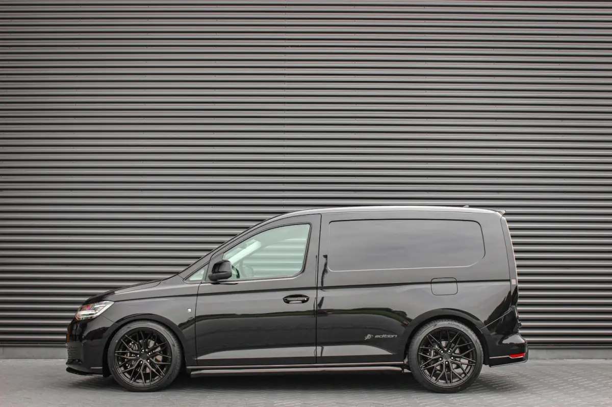 2.0 TDI 122PK DSG JB- EDITION / MAXTRON / SIDE- BARS / VERLAGING / ELEK- PAKKET / PDC / CA