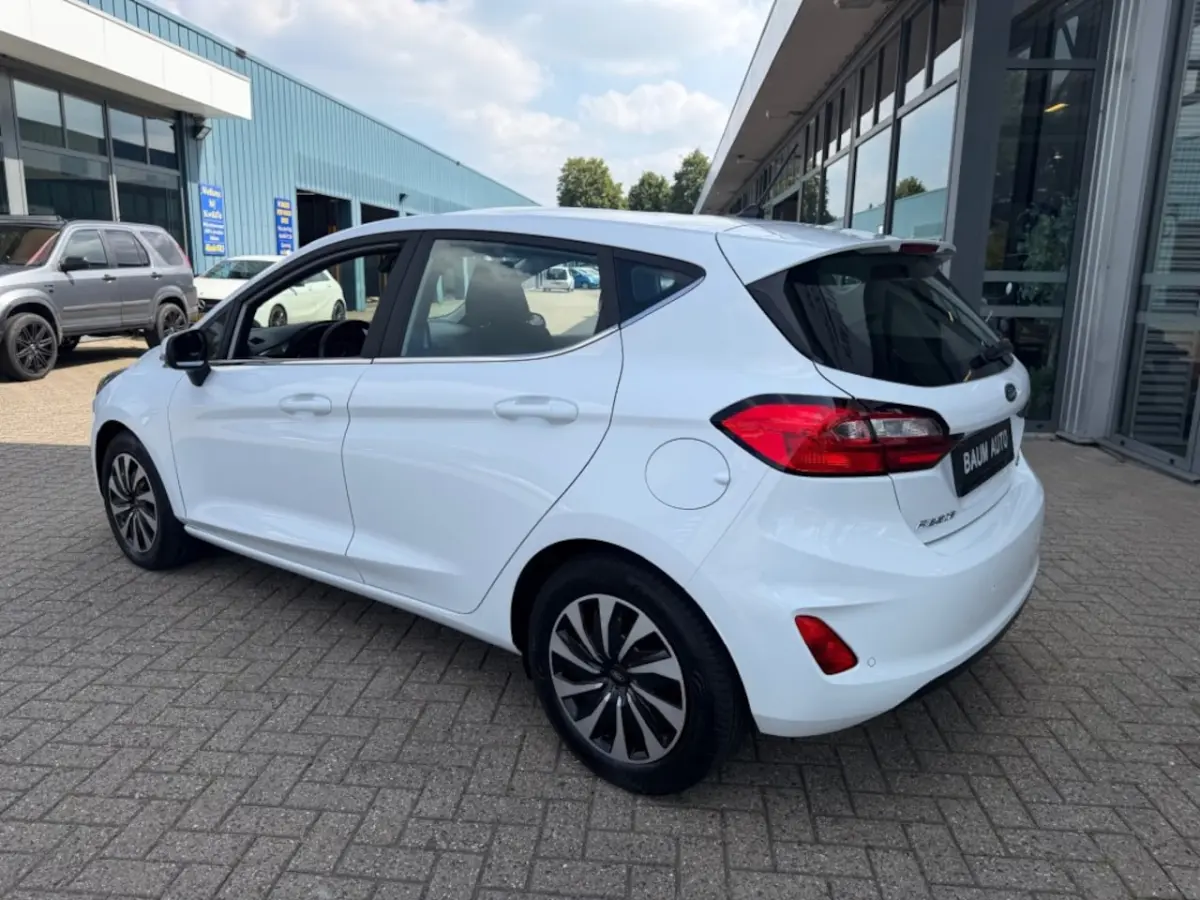 1.0 ECOB.HYBRIDE TITANIUM NAVI AIRCO PDC