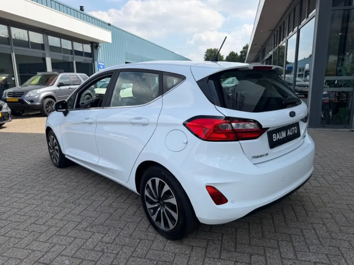 1.0 ECOB.HYBRIDE TITANIUM NAVI AIRCO PDC