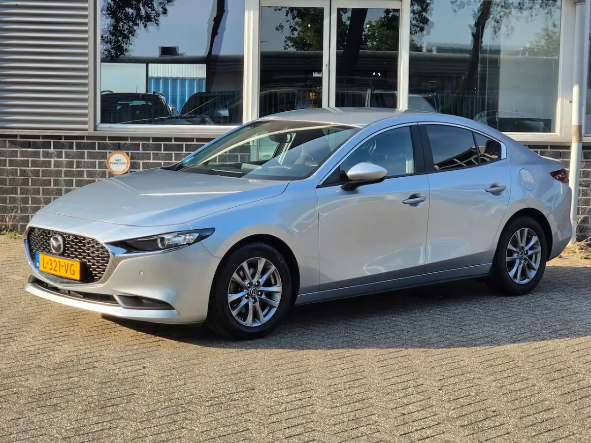 3 2.0 e-SkyActiv-G M Hybrid 122 Navi Camera Trekhaak