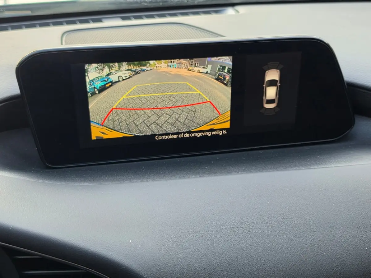 3 2.0 e-SkyActiv-G M Hybrid 122 Navi Camera Trekhaak