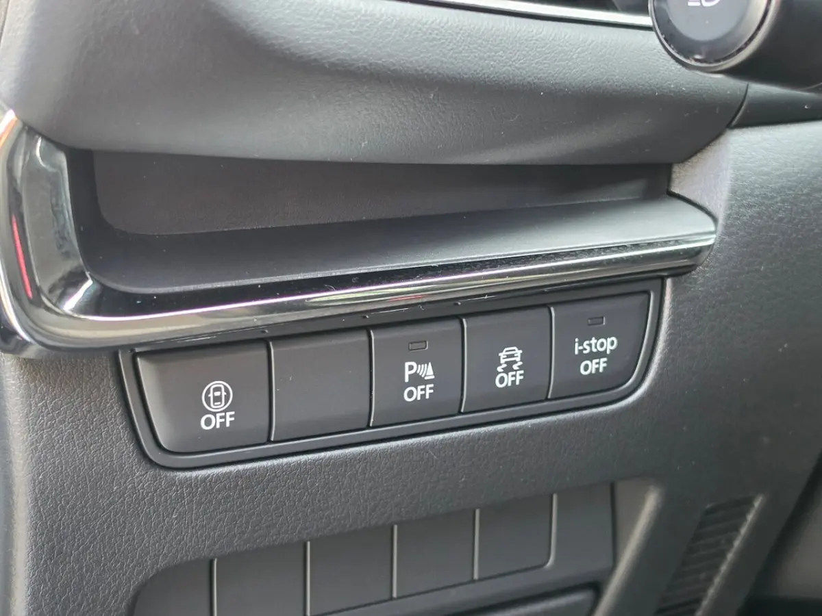 3 2.0 e-SkyActiv-G M Hybrid 122 Navi Camera Trekhaak