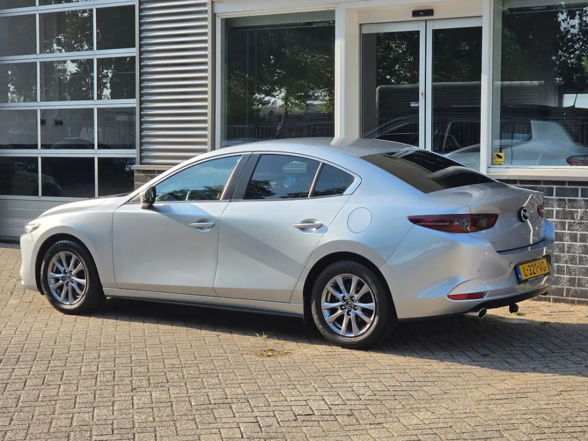 3 2.0 e-SkyActiv-G M Hybrid 122 Navi Camera Trekhaak