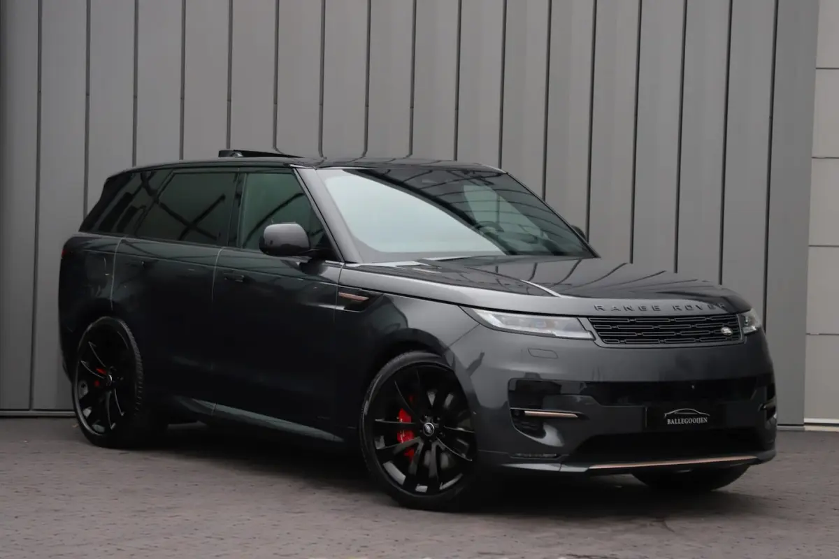 3.0 P550e Autobiography | 550PK | Luchtvering | Achterasbesturing | Head-up | Keyless-go |