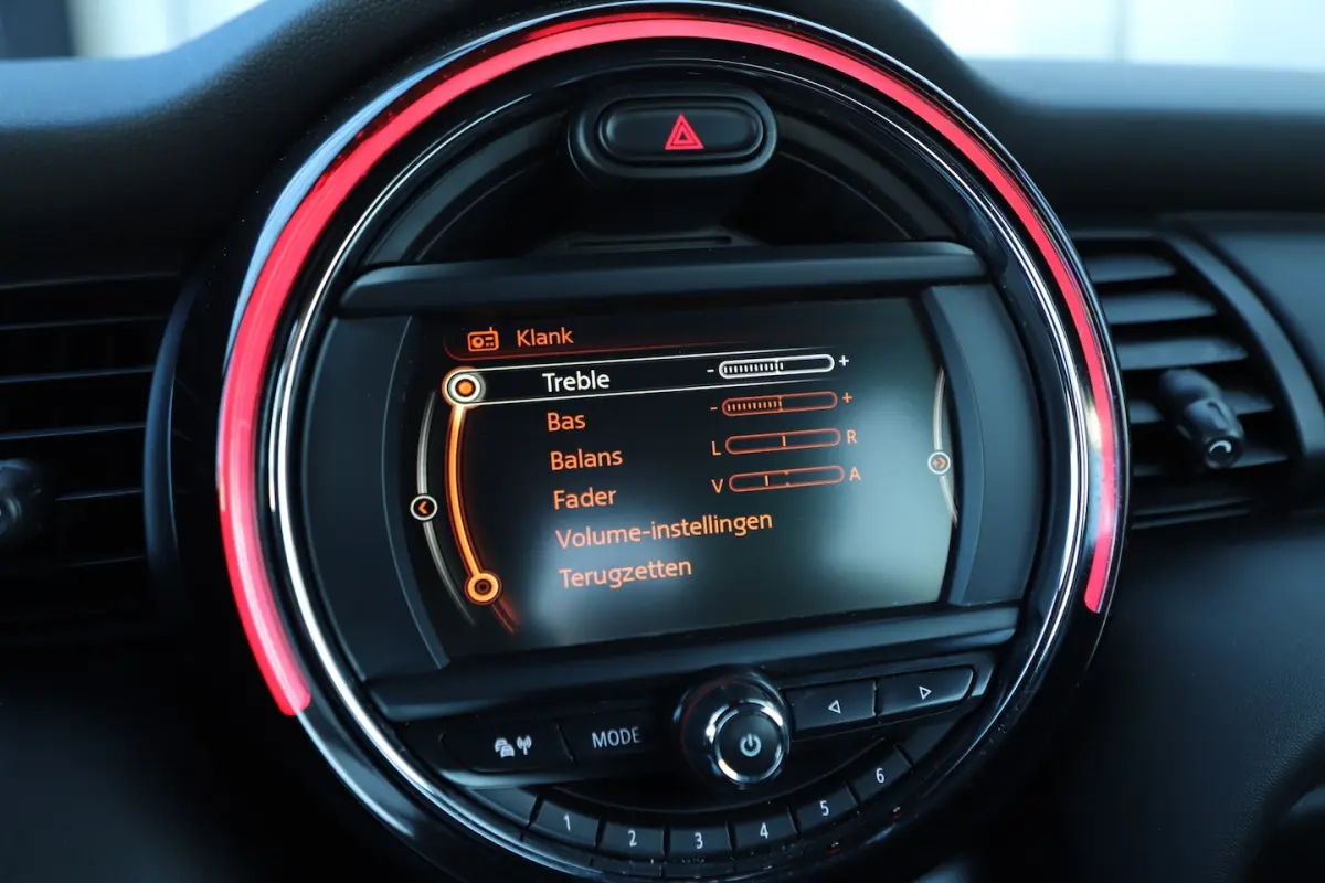 1.2 Chili Business | 102PK | Automaat | Stoelverwarming | Sfeerverlichting | Infotainment