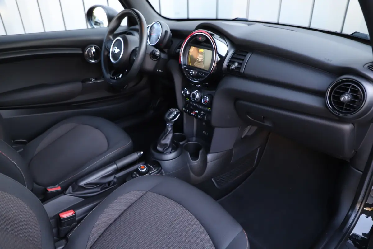 1.2 Chili Business | 102PK | Automaat | Stoelverwarming | Sfeerverlichting | Infotainment