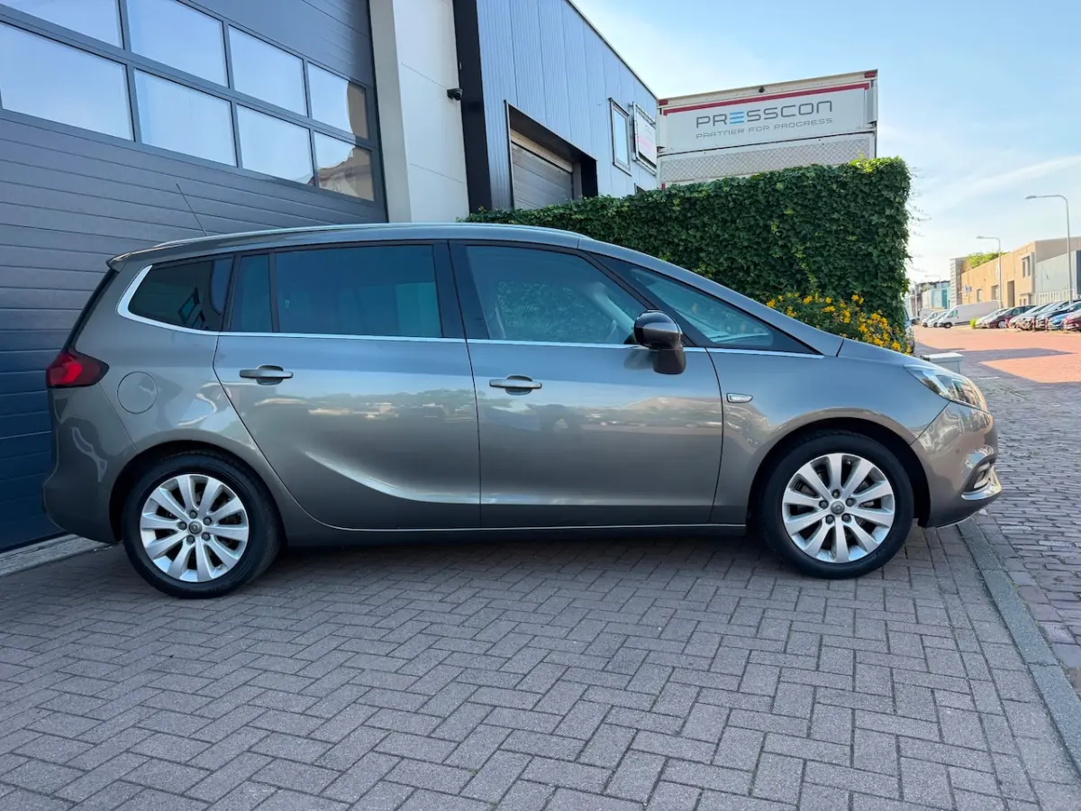 1.4 Turbo 7p/Camera/Navi/Cruise-c/Climate-c/Pdc/Trekhaak