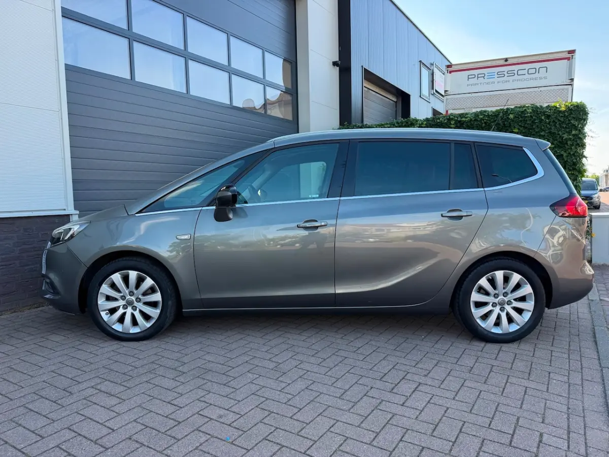 1.4 Turbo 7p/Camera/Navi/Cruise-c/Climate-c/Pdc/Trekhaak