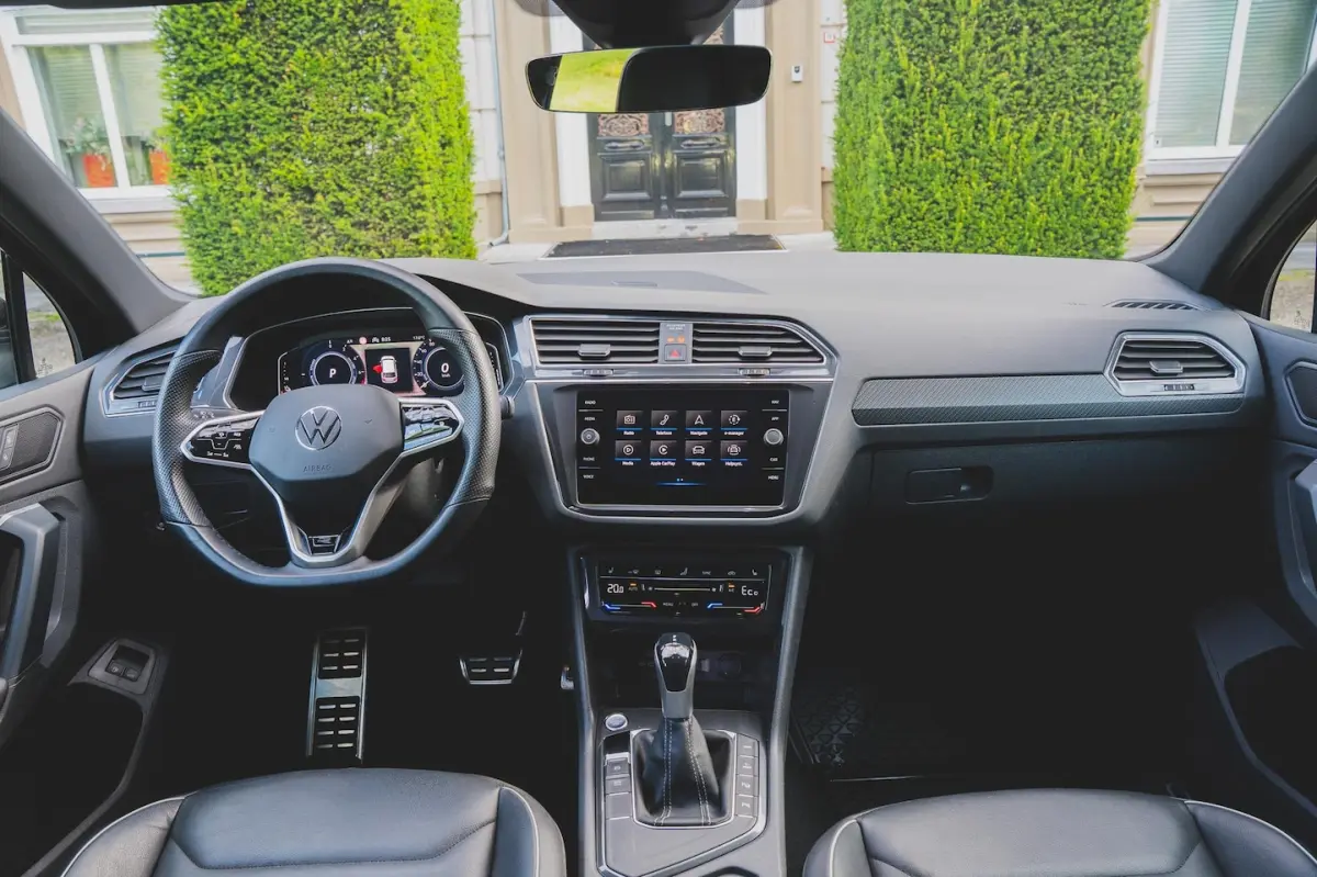 1.4 TSI eHybrid R-Line Business+ LEDER | MEMORY | ADAPTIVE | KEYLESS | 1E EIGN