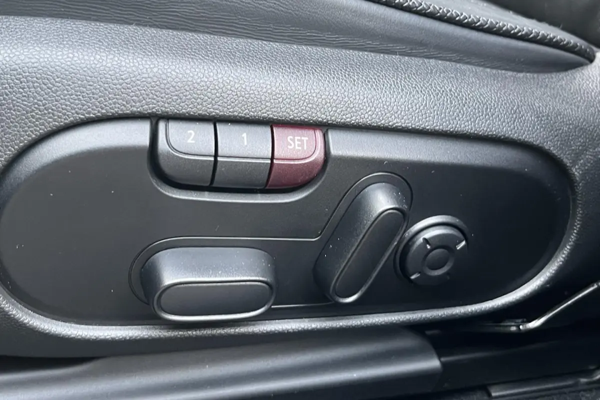 1.5 Cooper S E ALL4 Chili PANO | H&K | HARMAN KARDON | PANO | HUD | JCW PAKKET | CARPLAY |