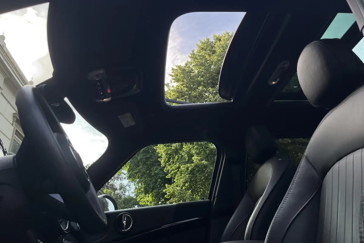 1.5 Cooper S E ALL4 Chili PANO | H&K | HARMAN KARDON | PANO | HUD | JCW PAKKET | CARPLAY |