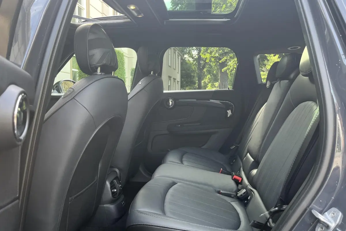 1.5 Cooper S E ALL4 Chili PANO | H&K | HARMAN KARDON | PANO | HUD | JCW PAKKET | CARPLAY |