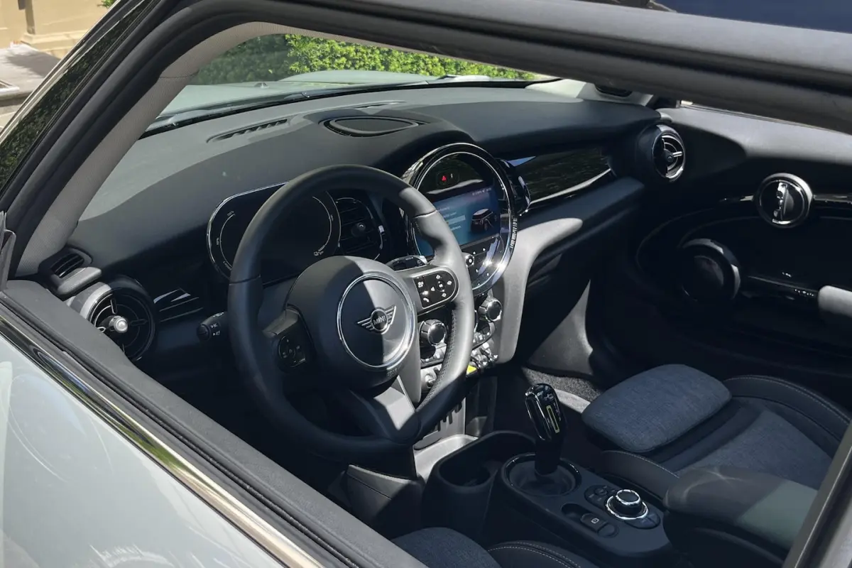 Classic 33 kWh PANO | H&K | CAMERA | CARPLAY | KEYLESS | HALF LEDER