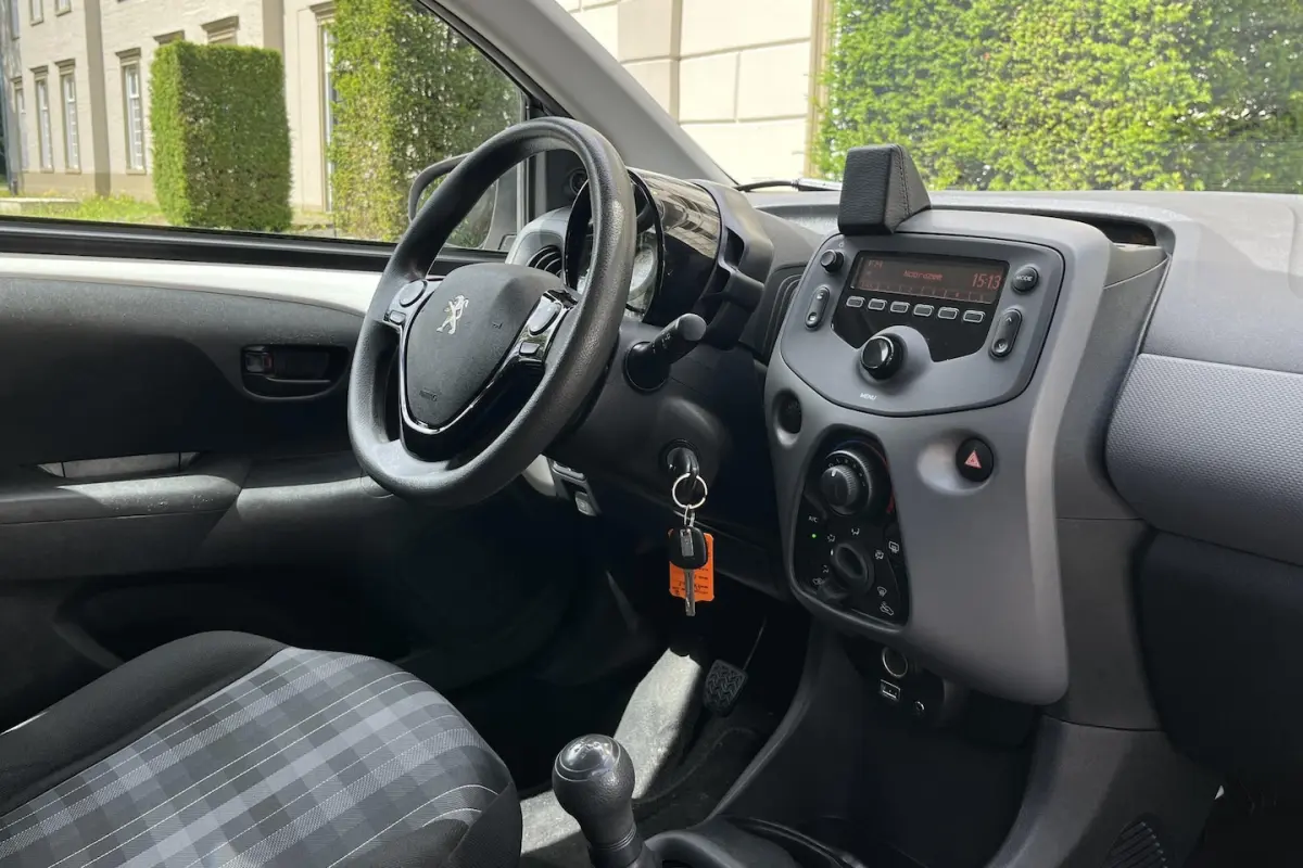 1.0 e-VTi Active AIRCO | RADIO | GARMIN ADD-ON NAVI | BLUETOOTH HANDS-FREE
