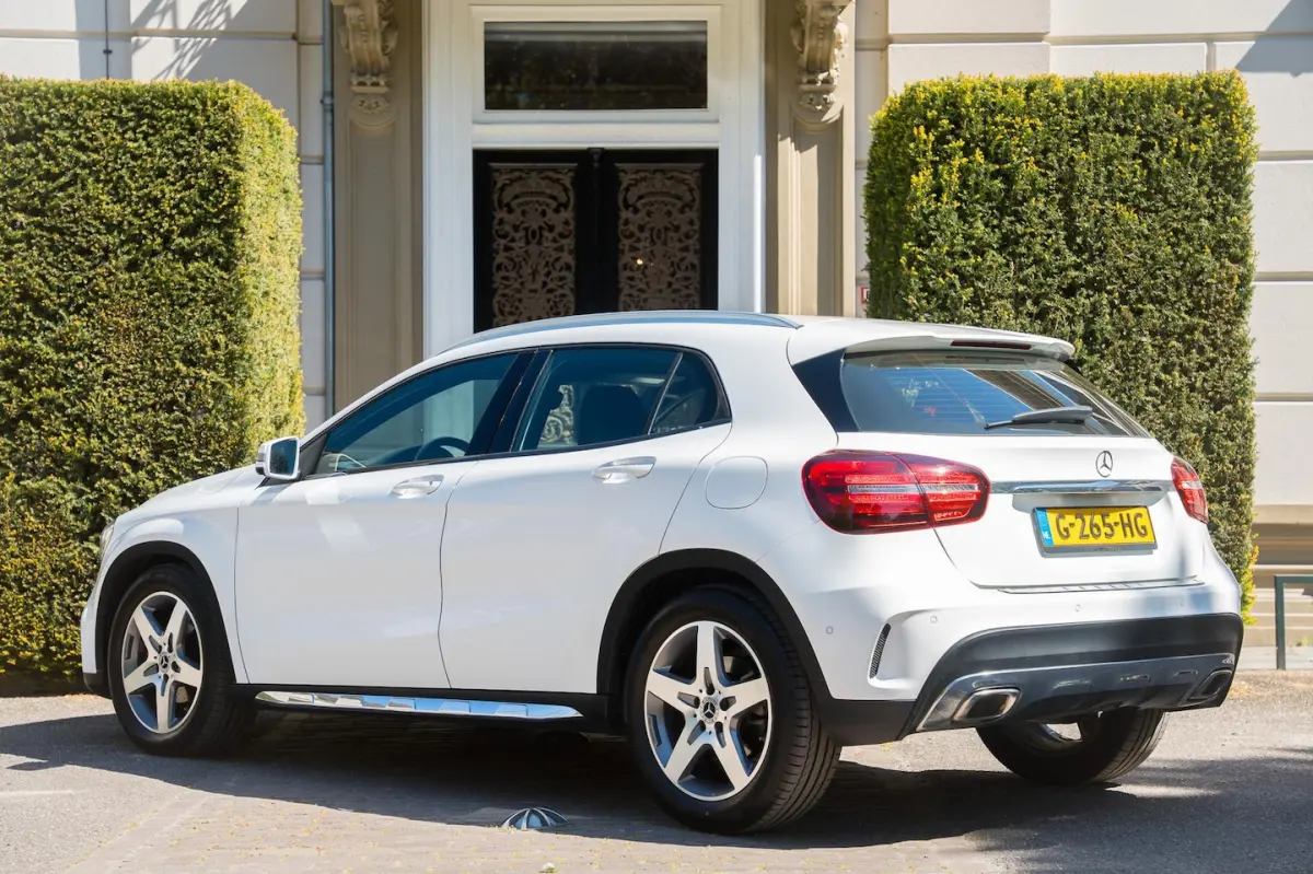 180 Business Solution AMG TREKHAAK | CAMERA | KEYLESS | ORG NL 2E EIGN