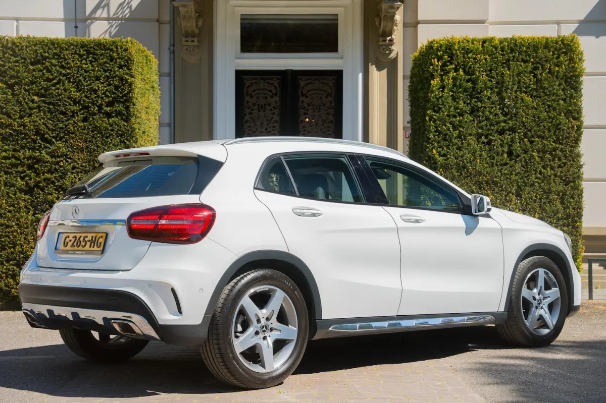 180 Business Solution AMG TREKHAAK | CAMERA | KEYLESS | ORG NL 2E EIGN