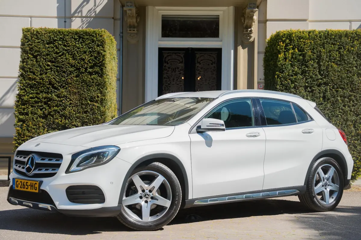180 Business Solution AMG TREKHAAK | CAMERA | KEYLESS | ORG NL 2E EIGN